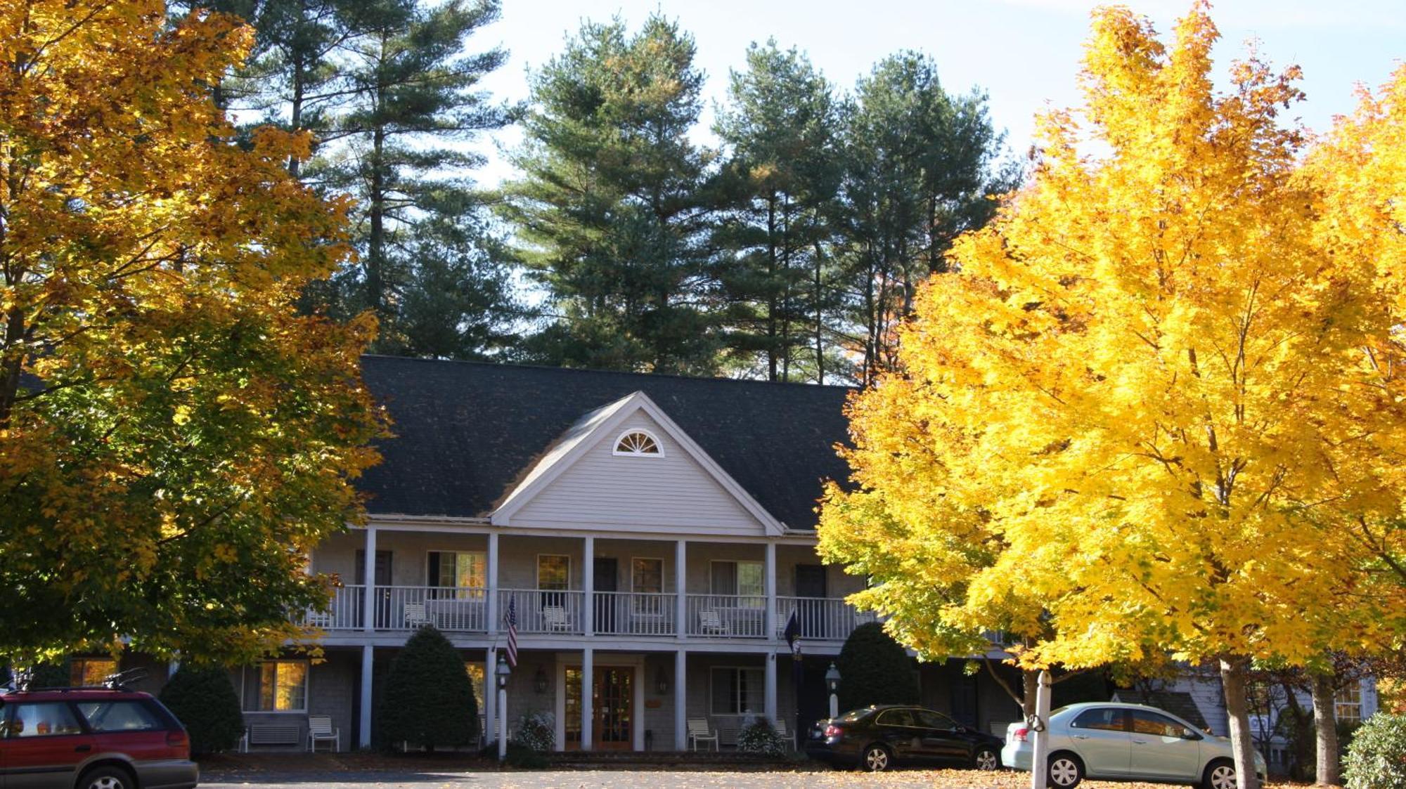 Riverhouse By Weekender Formerly Jack Daniels Inn Peterborough Exterior photo